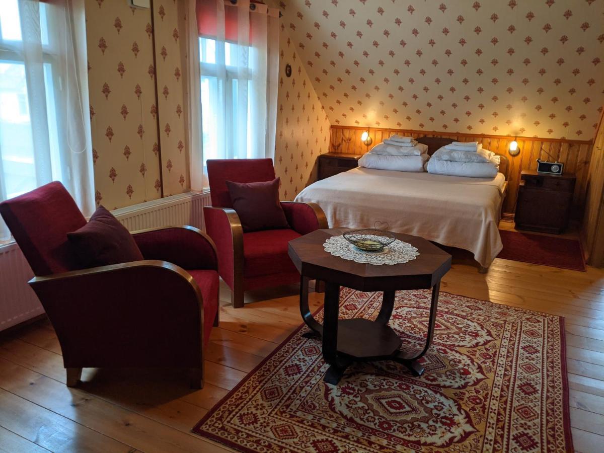 Avinurme Hostel Eksteriør billede