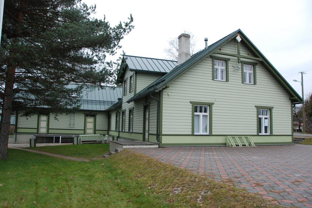 Avinurme Hostel Eksteriør billede